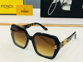Picture of Fendi Sunglasses _SKUfw55117591fw
